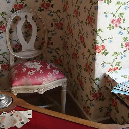 Caron De Beaumarchais