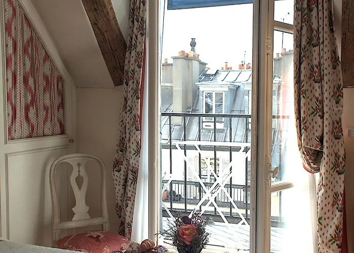 فندق Caron De Beaumarchais 3*