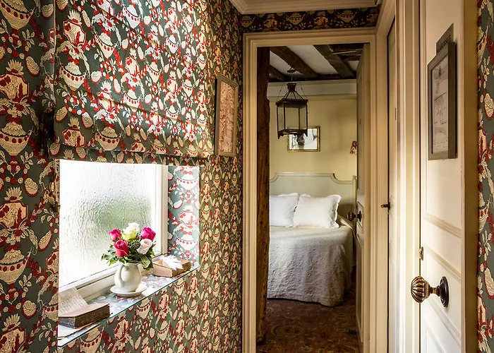 Caron De Beaumarchais