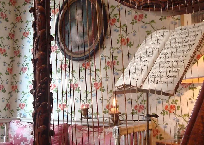 Caron De Beaumarchais باريس