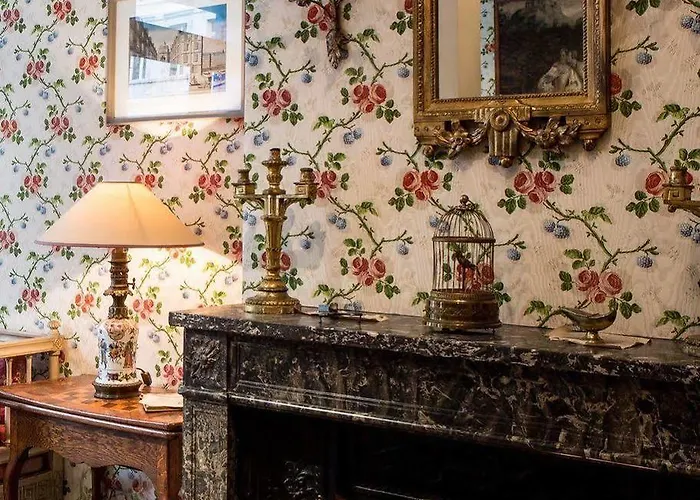 Caron De Beaumarchais 3*