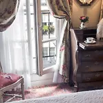 Caron De Beaumarchais 3* Paris