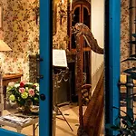 Caron De Beaumarchais Paris