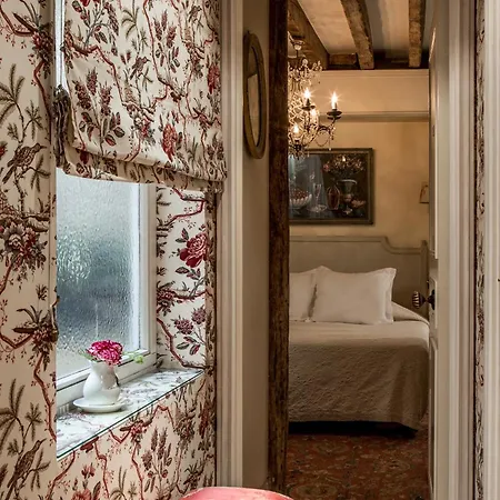 Caron De Beaumarchais Отель 3*