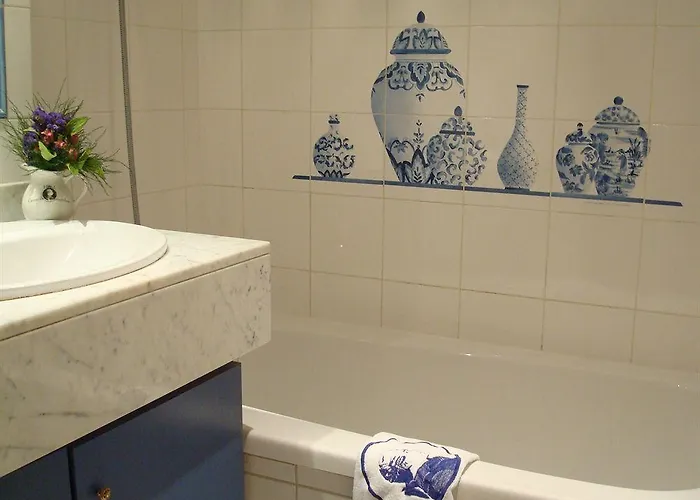 Caron De Beaumarchais 3* Paris