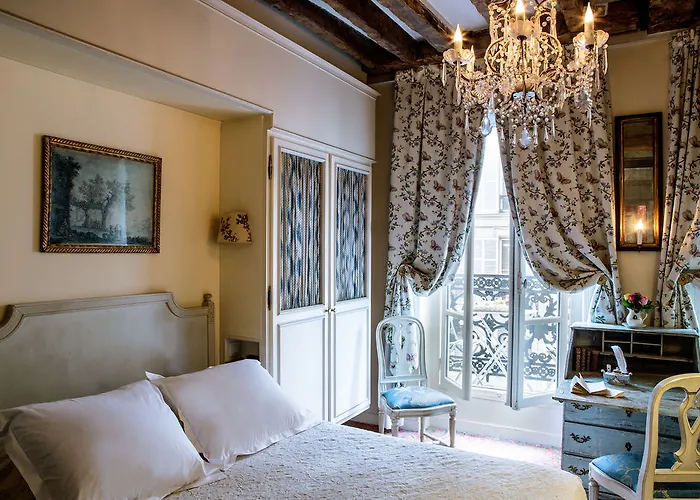 Hotel Caron De Beaumarchais