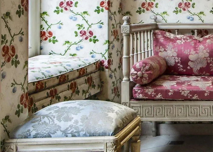 Caron De Beaumarchais 3* Paris