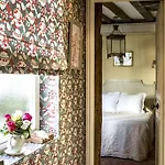 Caron De Beaumarchais 3* Paris