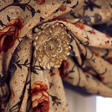 Caron De Beaumarchais パリ