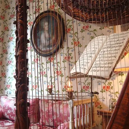Caron De Beaumarchais
