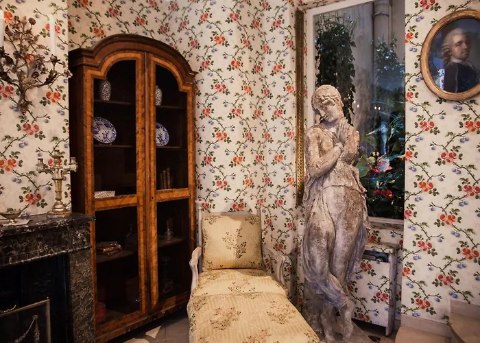 ホテル Caron De Beaumarchais 3*