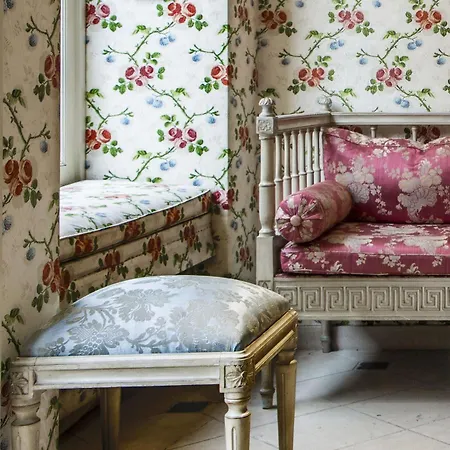 Caron De Beaumarchais 3* Paris